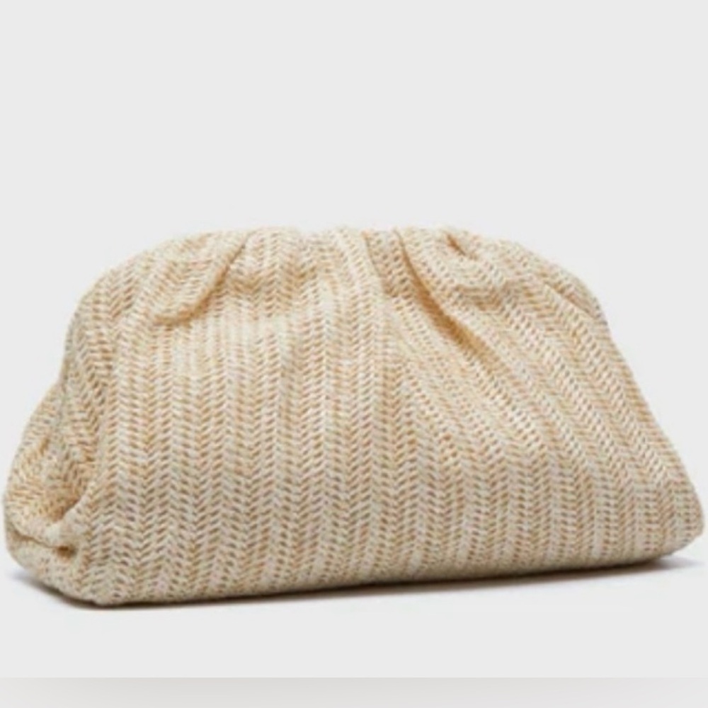 Tuckernuck Light Raffia Slouchy Clutch